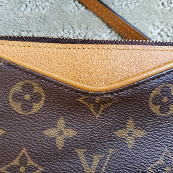 Louisvuitton pallas employees uniform edition - Picture 4 of 7